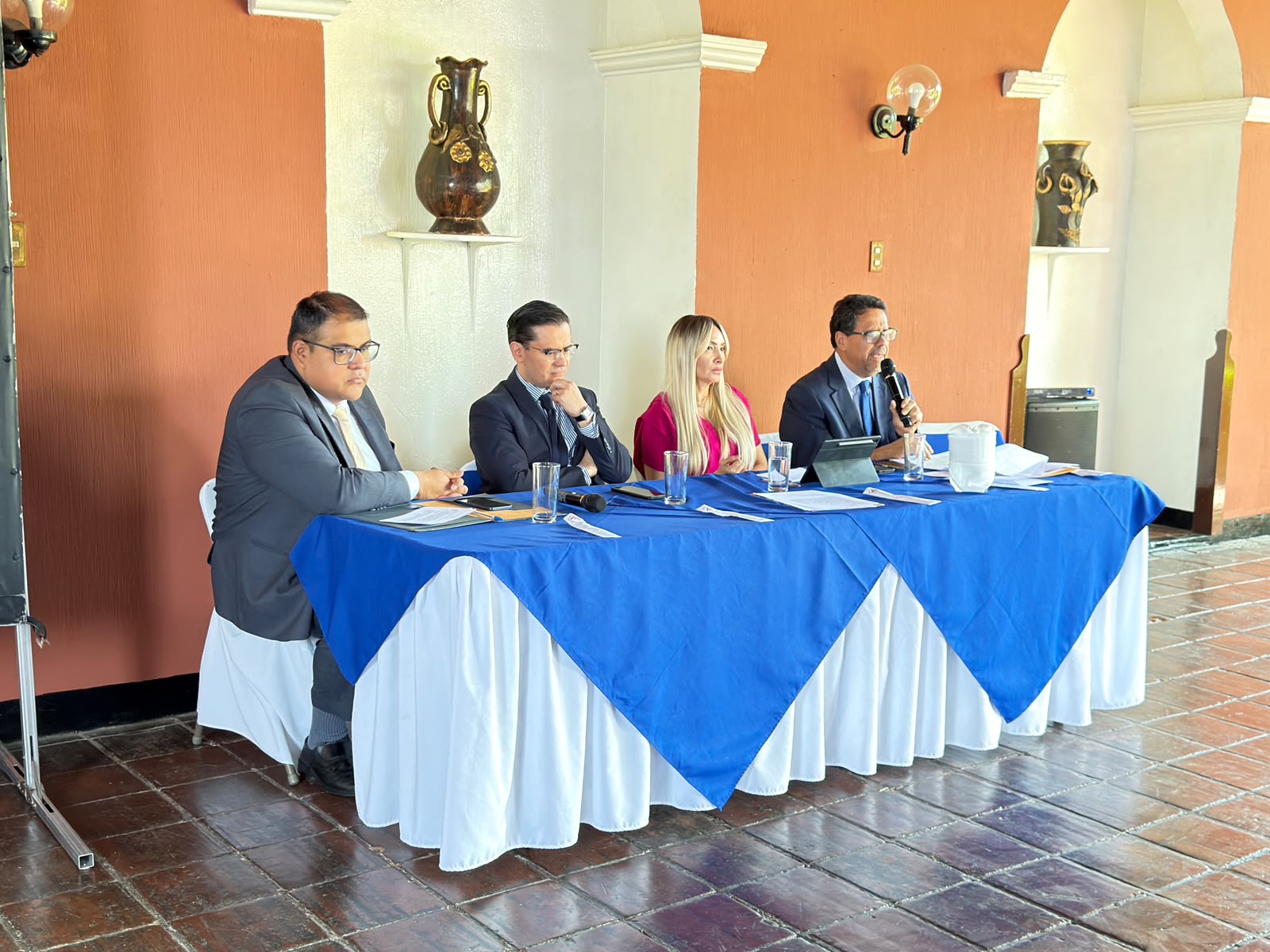 I Panel - Impugnaciones en el proceso civil